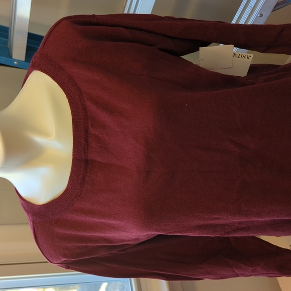 Red Sweater - Picture 2 of 4